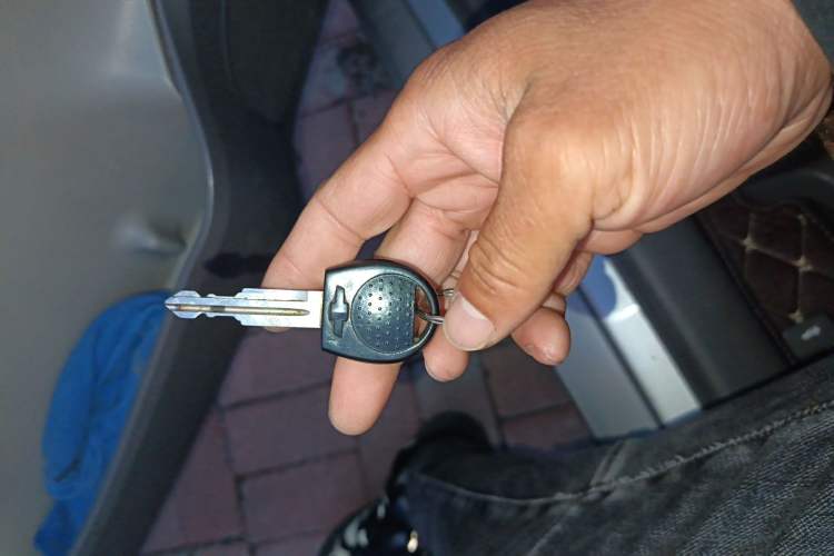 Used Chevrolet Sail 2013 Sedan 1.2L AMT Ideal Edition Vehicle Key