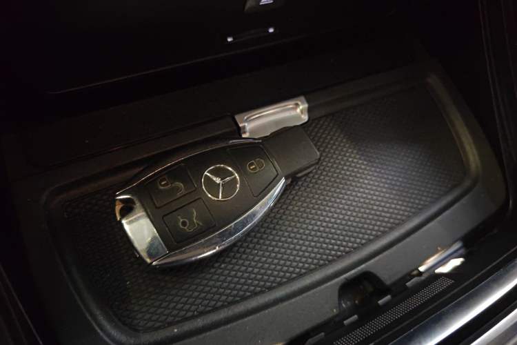 Used Mercedes-Benz Maybach S-Class 2015 S 600 Vehicle Key