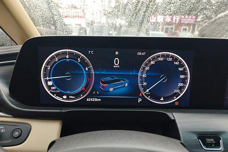 Used Buick GL8 2022 ES Landtrek 653T Luxury Edition