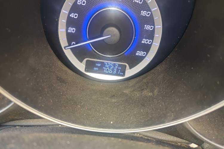 Used CHANGAN Eado 2015 1.6L Manual Luxury Model China IV Standard