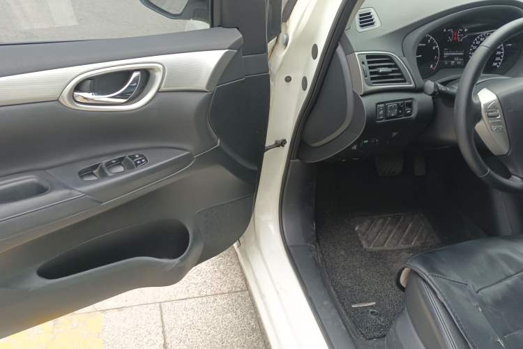 Used Nissan Sylphy 2014 1.6XV CVT Deluxe Edition