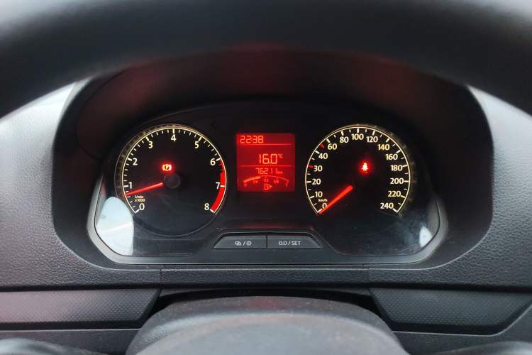 Used Volkswagen Jetta 2015 Value Edition 1.6L Manual Fashionable Style
