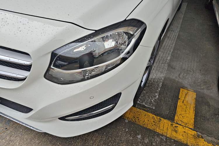 Used Mercedes-Benz B-Class 2017 B 200 Sport Edition
