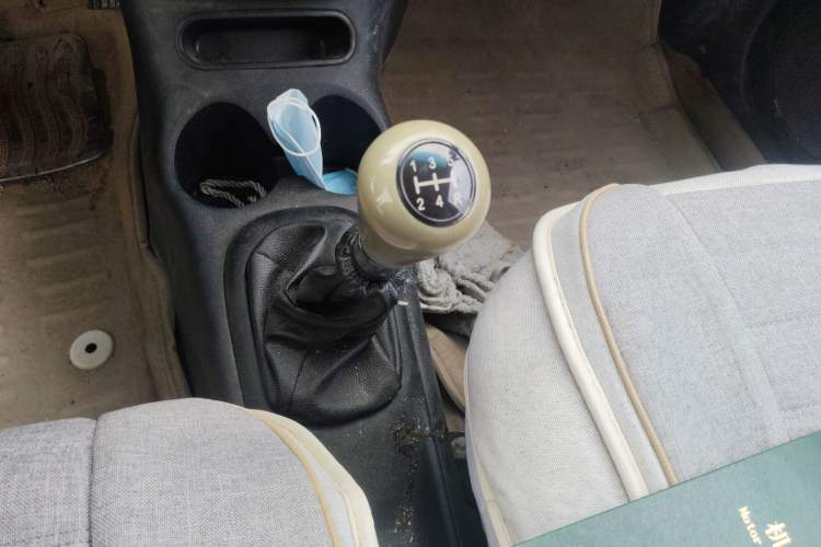 Used Baojun Lechi 2012 Revised Version 1.2L Manual Sporty Edition Dynamic Type
