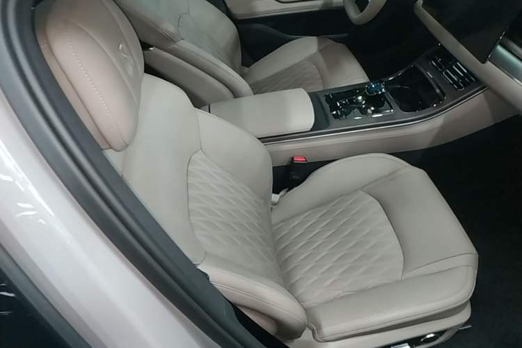 Used BYD Han 2025 DM-i 125KM LiDAR-Powered Intelligent Driving Model
