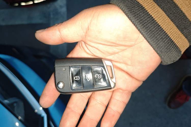 Used Volkswagen Golf Sportsvan 2016 230TSI Automatic Trend Edition Vehicle Key