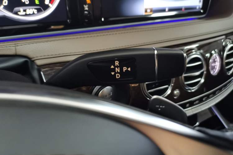 Used Mercedes-Benz S-Class 2016 S 320 L Business Model Gear Lever