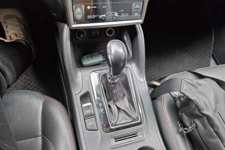 Used CHANGAN CS75 2016 1.8T Automatic Elite Model China V Standard
