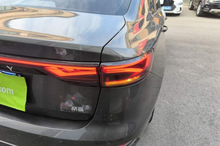 Used Geely Auto Emgrand 2023 4th Generation Champion Edition 1.5L CVT Luxury Model
