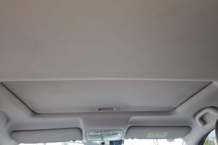 Used CHANGAN CS75 2016 1.8T Automatic Elite Model China V Standard Headliner