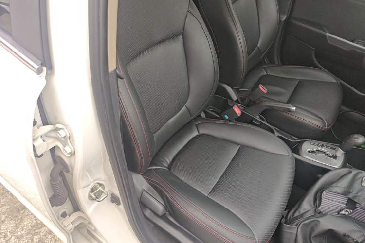 Used Kia K2 2015 Sedan 1.4L Automatic GLS
