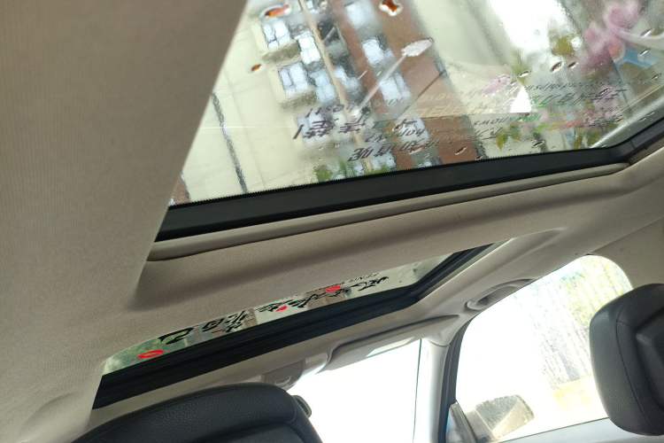 Used Mercedes-Benz GLK-Class 2012 GLK 300 4MATIC Fashion Model Headliner