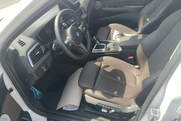 Used BMW 1 Series 2023 120i M Sport Night Edition Left Front Seat