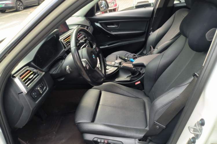 Used BMW 3 Series 2019 320Li M Sport Package Left Front Seat