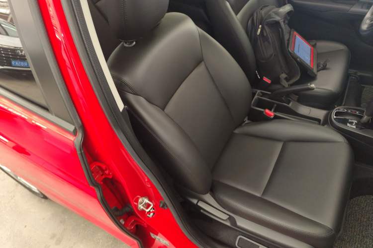 Used Honda Fit 2018 1.5L CVT Comfort Sunroof Version