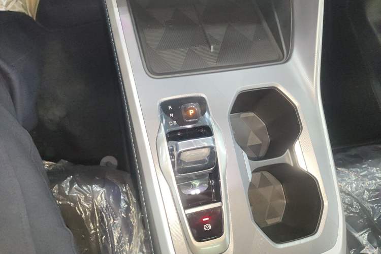 Used GAC Trumpchi GS3 2026 Model Shadow Speed 270T Enjoyment Edition
