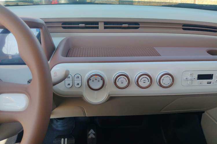 Used Bestune Pony 2026 Model 222km Cute Horse Plus