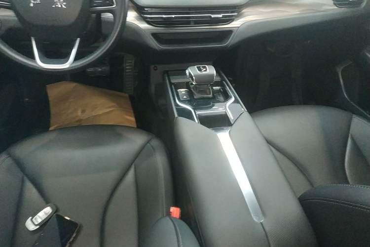 Used Hongqi E-QM5 2022 431 km Charge & Enjoy Edition