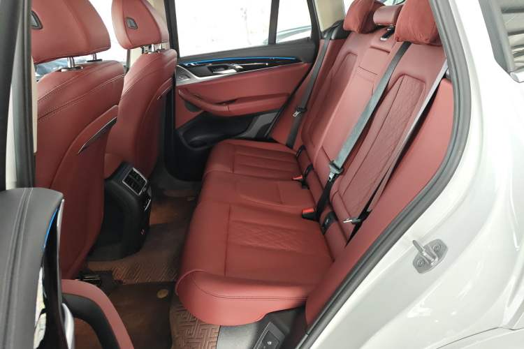 Used BMW iX3 2024 Leading Model
