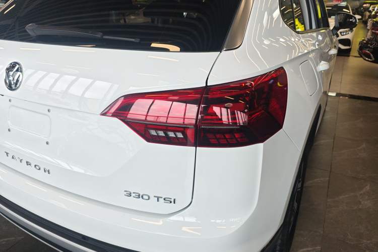 Used Volkswagen Tayron 2022 330TSI Two-Wheel Drive Luxury Connect Plus Version