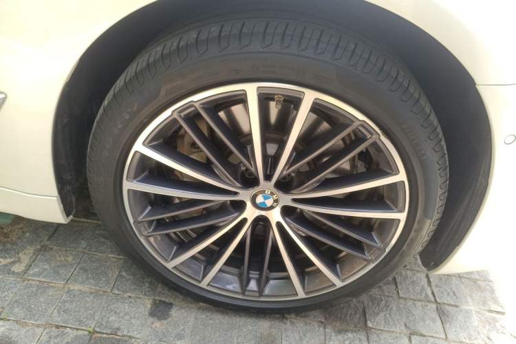 Used BMW 5 Series 2023 530Li Leading Model M Sport Package