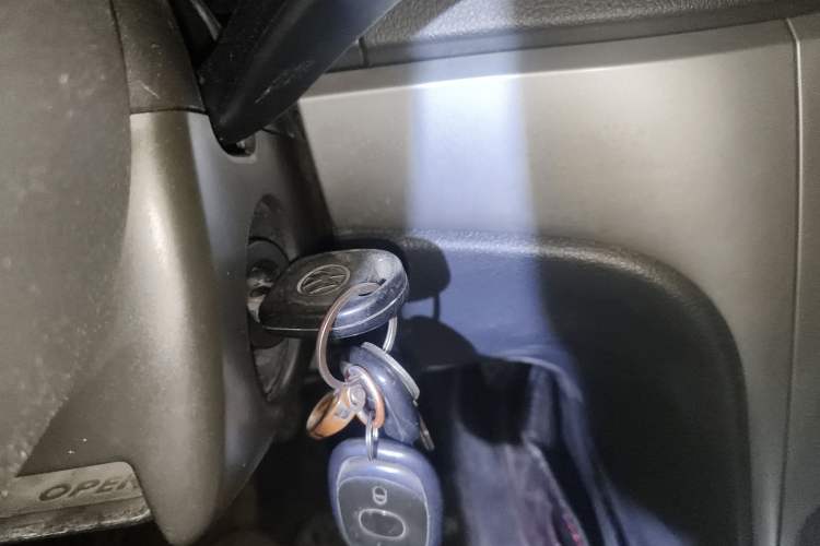 Used Volkswagen Lavida 2011 1.6L Manual - Premium Edition
