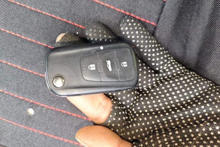 Used Roewe 360 2015 1.5L Manual Luxury Edition Vehicle Key