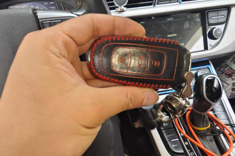 Used Geely Auto Emgrand X7 Sport 2016 1.8TD Automatic ZhiZun Version
