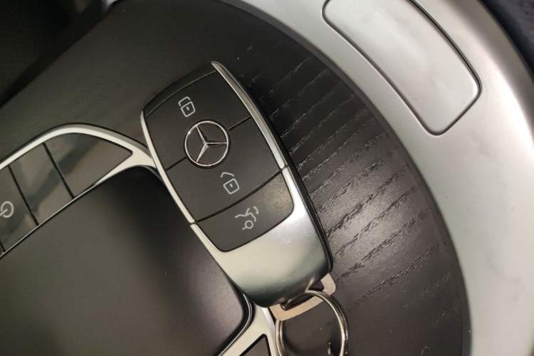 Used Mercedes-Benz C-Class 2021 C 260 L Sport Edition Star Collection Vehicle Key