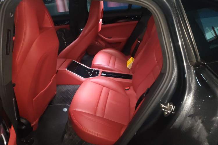 Used Porsche Panamera 2019 Panamera 2.9T Left Rear Seat