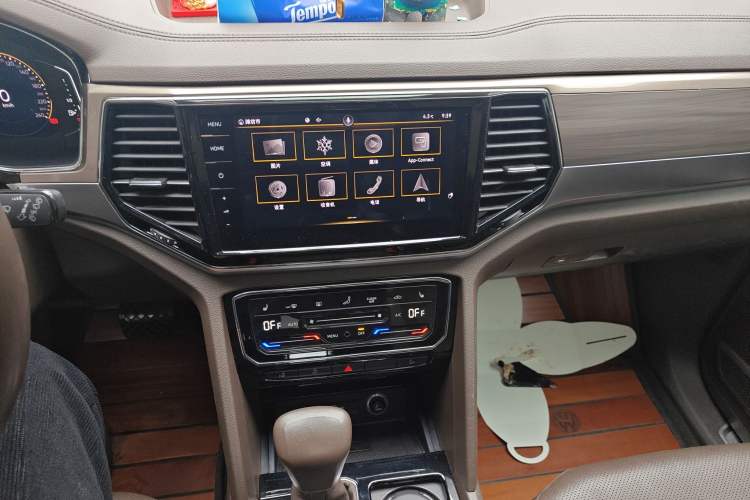 Used Volkswagen Viloran 2020 330TSI Luxury Edition