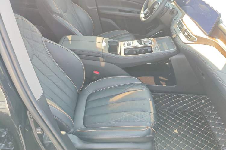 Used Ford Equator 2021 EcoBoost 225 Premier PLUS 7-seater (2/2/3)