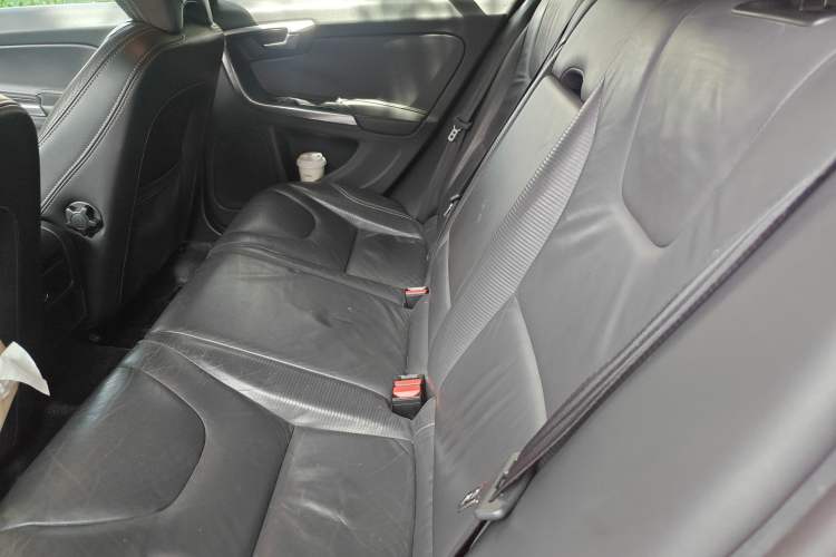 Used Volvo V60 2012 T6 AWD Sport Edition
