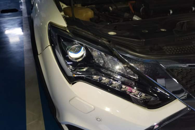 Used BYD Tang New Energy 2015 2.0T Four-Wheel-Drive Flagship Model
