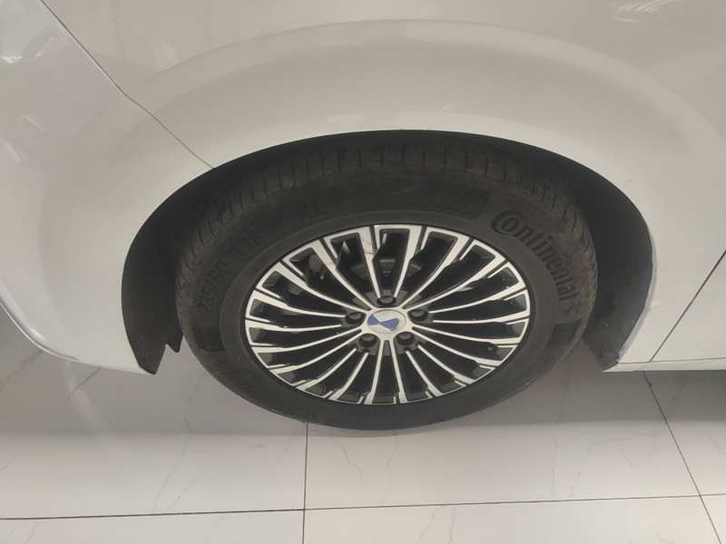 Used Denza D9 2024 DM-i 1050 Luxury Model — 22