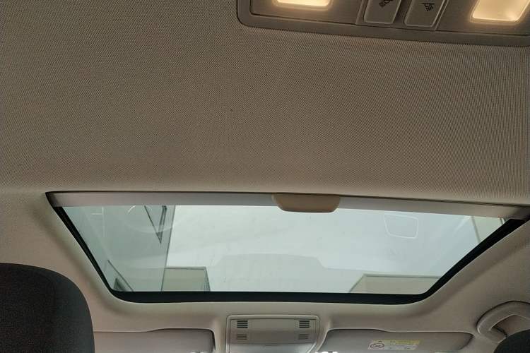 Used Volkswagen Golf 2020 200TSI DSG Comfortable and Ambitious Edition Headliner