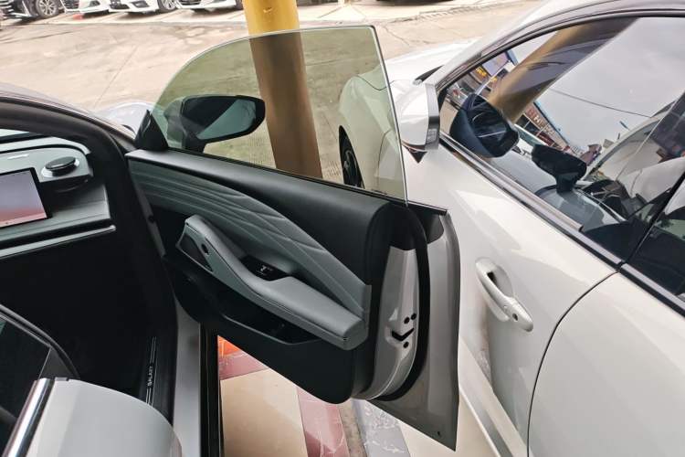 Used Geely Galaxy E8 2025 575 km Exploration Intelligent Driving Edition