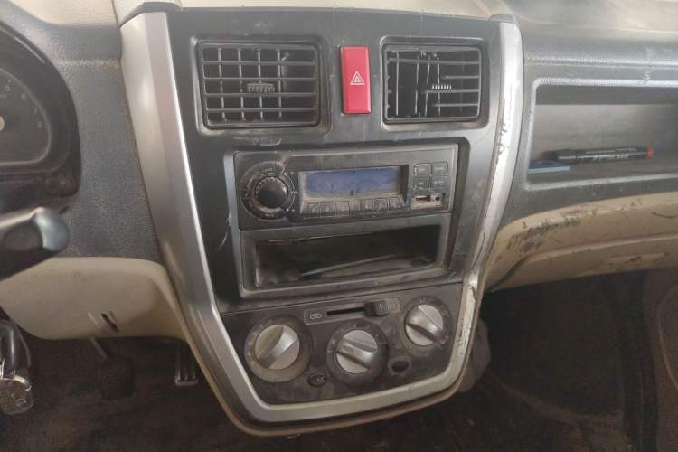 Used Nlmmotor Qiteng M70 2014 1.2L Entry-Level LJ469Q-AE2
