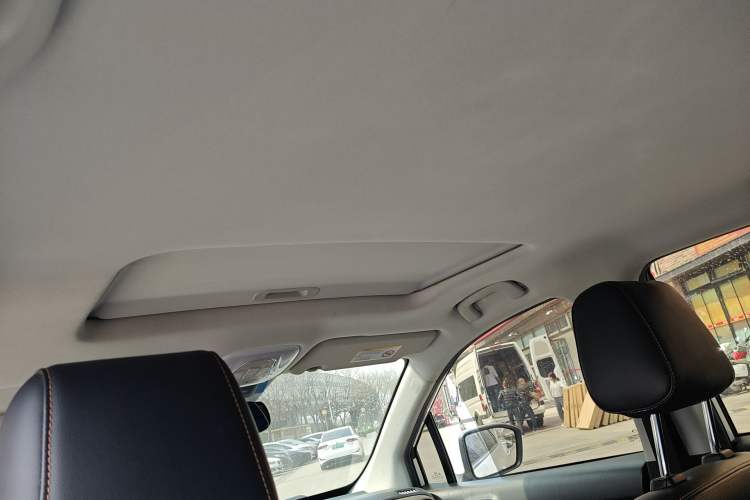 Used AION Trumpchi GE3 2018 530 Internet Premium Edition Headliner