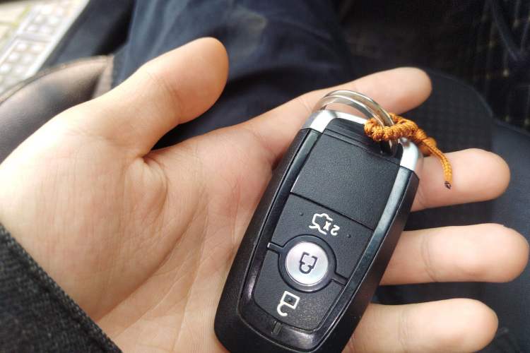 Used Ford Focus 2020 Sedan EcoBoost 180 Automatic Trend Edition Vehicle Key