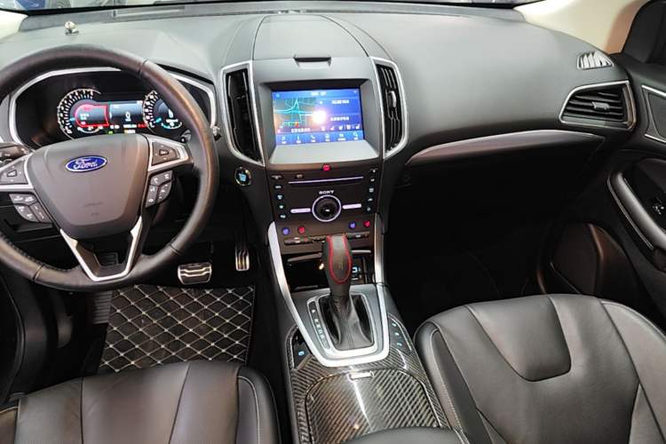 Used Ford Edge 2016 EcoBoost 245 Four-Wheel Drive Titanium 7-Seater
