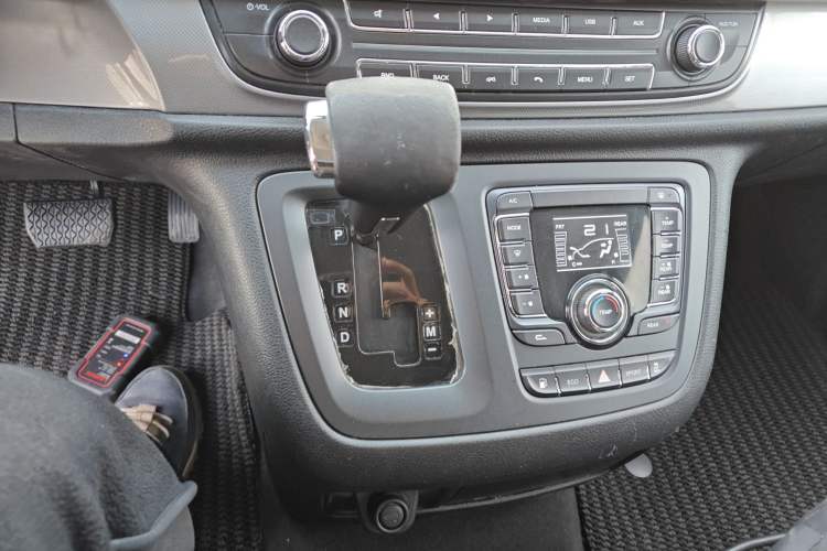 Used SAIC MAXUS G10 2018 PLUS 2.0T Automatic Smart Edition
