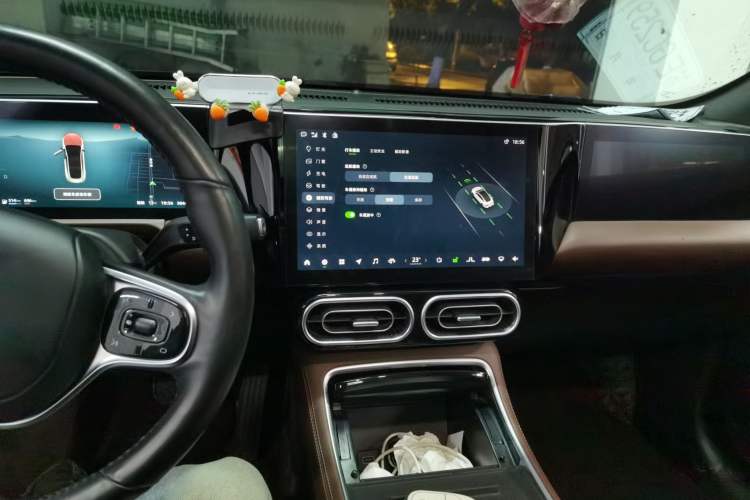 Used Leapmotor C01 2023 Range-Extended 216 Comfort Edition Audio And AC Panel