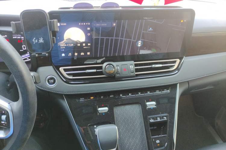 Used Hongqi HQ9 PHEV 2024 2.0T Four-Wheel Drive Luxury Edition
