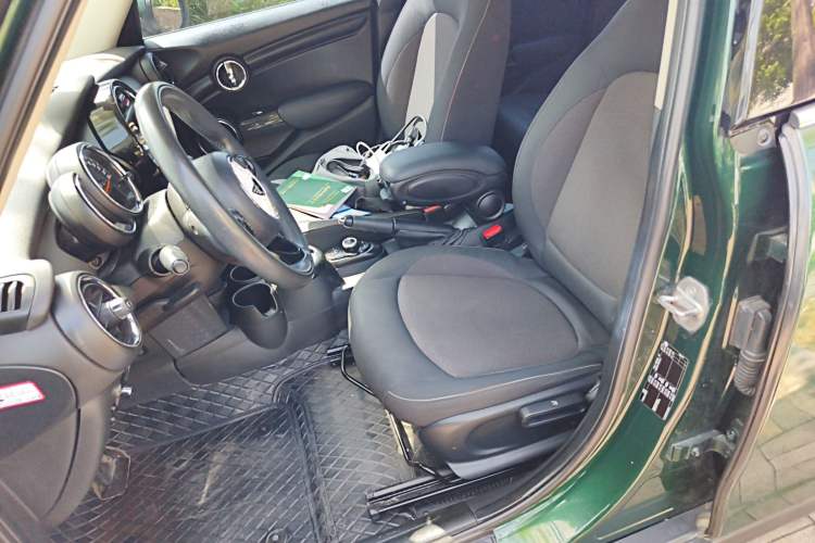 Used MINI 2016 1.2T ONE Pioneer Edition Five-Door Version
