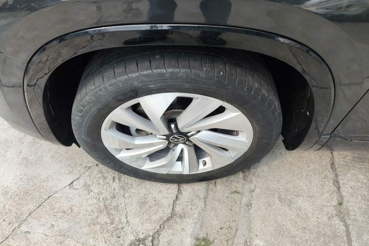 Used Volkswagen Tayron X 2020 330TSI Two-Wheel Drive Luxury Smart Connectivity Version Left Front Wheel Hub