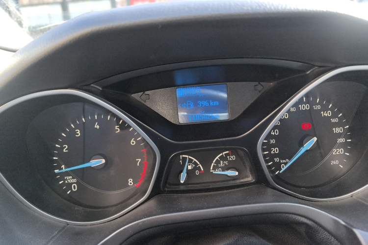 Used Ford Focus 2015 Hatchback EcoBoost 125 Automatic Supreme Style Edition
