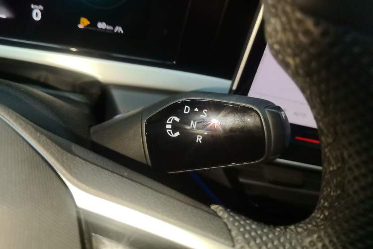 Used Volkswagen Passat 2025 Pro 380TSI Starry Dragon Luxury Edition Gear Lever