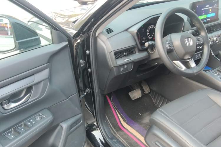 Used Honda CR-V 2024 240TURBO Two-Wheel-Drive FENGSHANG Edition 5 Seats Interior 3
