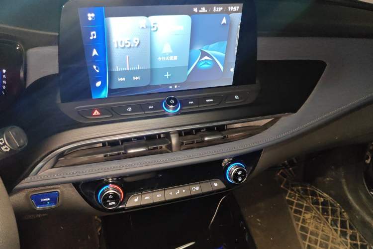 Used Buick Velite 6 2020 Plug-in Hybrid Connected Smart Edition
